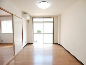 のマンスリーマンション・ウィークリーマンション「エルディムモモ 101・洋室(No.1168219)」メイン画像