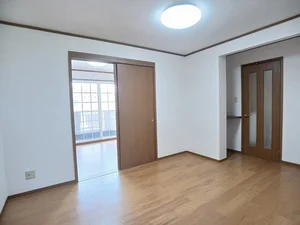 のマンスリーマンション・ウィークリーマンション「アルトピアーノＢ 202・洋室(No.1168265)」メイン画像