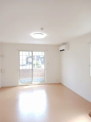 のマンスリーマンション・ウィークリーマンション「シャネル 105・洋室(No.1168603)」メイン画像