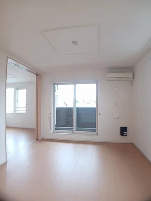 のマンスリーマンション・ウィークリーマンション「Ｖｉａｇｅ　Ａ 201・洋室(No.1168674)」メイン画像