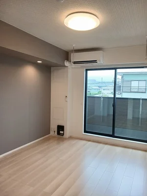 飯田岡駅（神奈川県）のマンスリーマンション・ウィークリーマンション「メゾン　セレーナ 206・洋室(No.1168955)」メイン画像