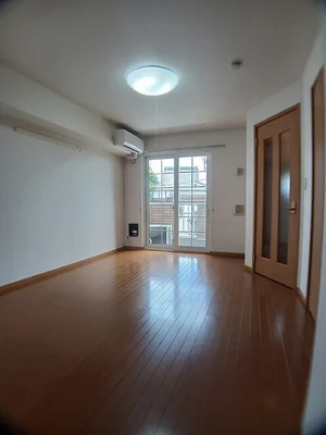 のマンスリーマンション・ウィークリーマンション「エスポワール梅ノ木　南館 102・洋室(No.1169415)」メイン画像