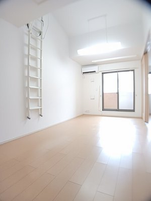 静岡県のマンスリーマンション・ウィークリーマンション「グランブルー　３ｒｄ 202・洋室(No.1169750)」メイン画像