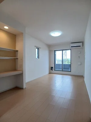 のマンスリーマンション・ウィークリーマンション「ＢＢ　Ｌｉｅｎ　Ⅱ 202・洋室(No.1169761)」メイン画像