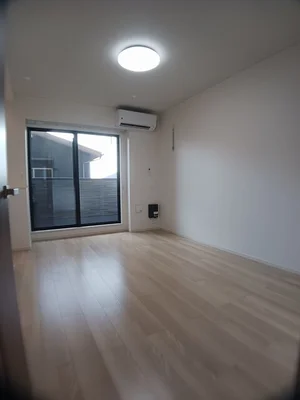 のマンスリーマンション・ウィークリーマンション「ヒカルサ岡崎蓑川町 205・洋室(No.1169961)」メイン画像