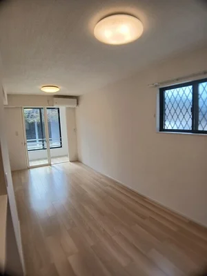 のマンスリーマンション・ウィークリーマンション「プリンセス・ツリー　Ⅲ 101・洋室(No.1170024)」メイン画像