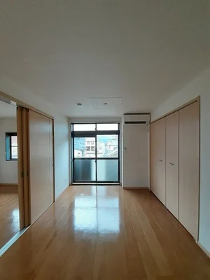 のマンスリーマンション・ウィークリーマンション「カーサ・ハピネス 203・洋室(No.1170056)」メイン画像