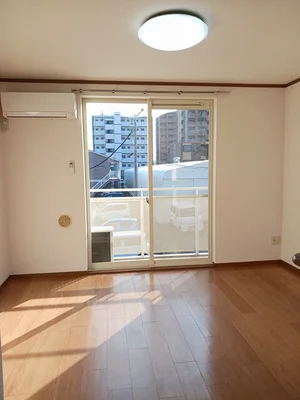 半田市のマンスリーマンション・ウィークリーマンション「ベリエＭ 202・洋室(No.1170091)」メイン画像