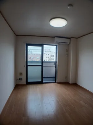 のマンスリーマンション・ウィークリーマンション「プルメーリア 206・洋室(No.1170097)」メイン画像