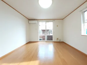 富山市のマンスリーマンション・ウィークリーマンション「プルミエ・アムールⅣ 103・洋室(No.1170129)」メイン画像