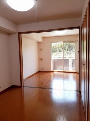 のマンスリーマンション・ウィークリーマンション「カーサ　リーヴァ 105・洋室(No.1170194)」メイン画像