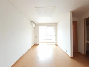 富山県の大東建託リーシング株式会社のマンスリーマンション・ウィークリーマンション「グランデ・マルベリー 102・洋室(No.1170258)」メイン画像