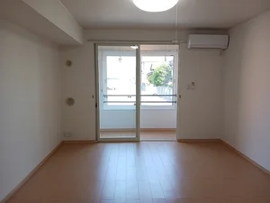 富山県のマンスリーマンション・ウィークリーマンション「エアリ－　ハウス 102・洋室(No.1170342)」メイン画像