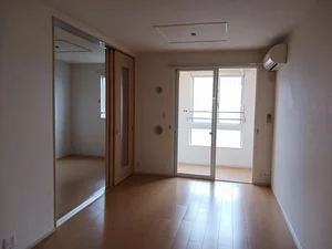 富山県のマンスリーマンション・ウィークリーマンション「パイシス　Ａ 202・洋室(No.1170414)」メイン画像