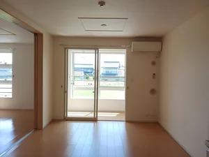 のマンスリーマンション・ウィークリーマンション「サン・ルルドⅡ 203・洋室(No.1170466)」メイン画像