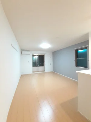 新潟大学旭町キャンパス周辺のマンスリーマンション・ウィークリーマンション「ブリーゼ小張木Ⅰ 103・洋室(No.1170569)」メイン画像