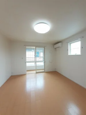 のマンスリーマンション・ウィークリーマンション「ショコラ　ヒルズⅡ 204・洋室(No.1170588)」メイン画像