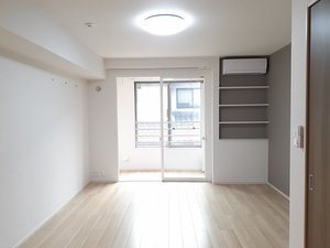 富山県厚生農業協同組合連合会高岡病院周辺のマンスリーマンション・ウィークリーマンション「アザレアＥａｓｔ 203・洋室(No.1170851)」メイン画像