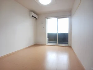 岐阜県の大東建託リーシング株式会社のマンスリーマンション・ウィークリーマンション「レイール　Ⅰ棟 102・洋室(No.1171239)」メイン画像