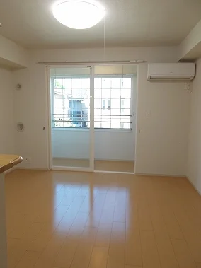 福井県のマンスリーマンション・ウィークリーマンション「オ－ヴ　幸　ⅱ 202・洋室(No.1171353)」メイン画像