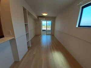 大野市のマンスリーマンション・ウィークリーマンション「カーサ・コルーテ　新庄 101・洋室(No.1171642)」メイン画像