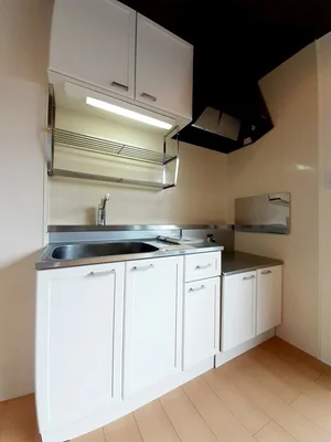 のマンスリーマンション・ウィークリーマンション「ハイカムール・シュマンＡ 103・洋室(No.1171788)」メイン画像