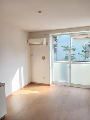 皇學館大学周辺のマンスリーマンション・ウィークリーマンション「ウエストヒルズ船江山 105・洋室(No.1171831)」メイン画像