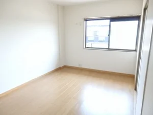 三重県の大東建託リーシング株式会社のマンスリーマンション・ウィークリーマンション「スカイメゾンⅠ 205・洋室(No.1171841)」メイン画像