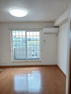 松阪市のマンスリーマンション・ウィークリーマンション「アイ　ファイン　Ａ棟 202・洋室(No.1172041)」メイン画像