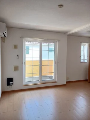 松阪市のマンスリーマンション・ウィークリーマンション「シャトレ城南Ⅰ 202・洋室(No.1172092)」メイン画像