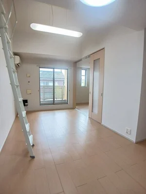 のマンスリーマンション・ウィークリーマンション「プラシード沖野 204・洋室(No.1172220)」メイン画像