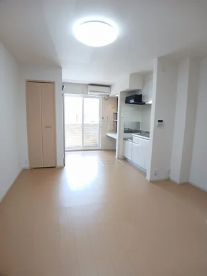 のマンスリーマンション・ウィークリーマンション「セレノ　福満 103・洋室(No.1172306)」メイン画像