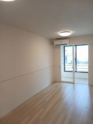 のマンスリーマンション・ウィークリーマンション「ｋｕｋｕｎａ　Ｂ　（ククナ） 102・洋室(No.1172528)」メイン画像