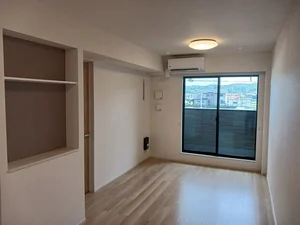 のマンスリーマンション・ウィークリーマンション「マルベリー　ヒルズ　Ⅱ 202・洋室(No.1172575)」メイン画像