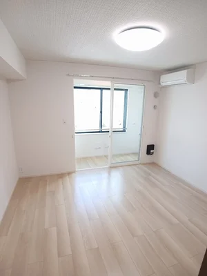 八日市駅（滋賀県）のマンスリーマンション・ウィークリーマンション「エテルノ大成　Ｈ＆Ｚ 104・洋室(No.1172585)」メイン画像