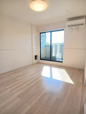 のマンスリーマンション・ウィークリーマンション「カーサ・彩 203・洋室(No.1172599)」メイン画像