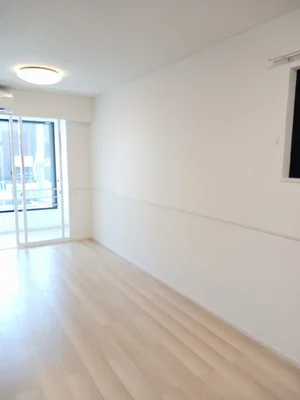 三重県の大東建託リーシング株式会社のマンスリーマンション・ウィークリーマンション「カーサ・アティラン　Ｂ 101・洋室(No.1172670)」メイン画像