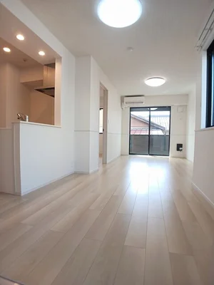 のマンスリーマンション・ウィークリーマンション「リ：ルーム　東近江 105・洋室(No.1172712)」メイン画像