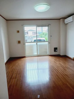 のマンスリーマンション・ウィークリーマンション「メゾン　アンソレイエⅠ 104・洋室(No.1172920)」メイン画像