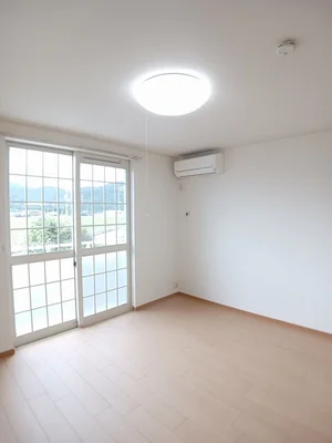 のマンスリーマンション・ウィークリーマンション「シェ　ノ－トル　ヨノミ 205・洋室(No.1172981)」メイン画像