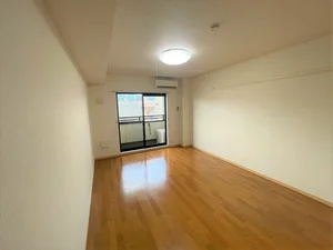 のマンスリーマンション・ウィークリーマンション「Ｃａｌｍｌｙ　Ｌｉｆｅ 304・洋室(No.1173112)」メイン画像