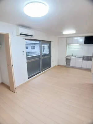 のマンスリーマンション・ウィークリーマンション「ｆｏｒｅｓｔａｇｅ　西院 301・洋室(No.1173122)」メイン画像