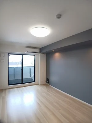 のマンスリーマンション・ウィークリーマンション「ウエスト　コミタリアⅢ 303・洋室(No.1173692)」メイン画像