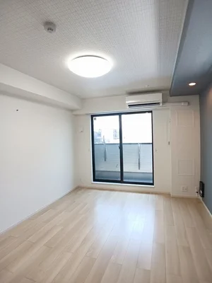 滋賀県のマンスリーマンション・ウィークリーマンション「ウエスト　コミタリアⅢ 205・洋室(No.1173695)」メイン画像