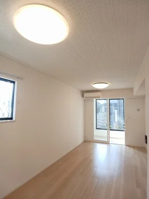 のマンスリーマンション・ウィークリーマンション「モンターニャ 104・洋室(No.1173732)」メイン画像