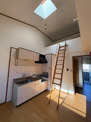 加東市のマンスリーマンション・ウィークリーマンション「サンセールⅢ 203・洋室(No.1174006)」メイン画像