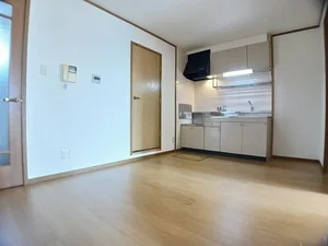 兵庫県のマンスリーマンション・ウィークリーマンション「クレストヨコセキ 102・洋室(No.1174043)」メイン画像