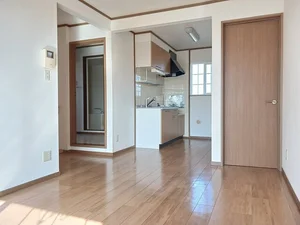 八家駅（兵庫県）のマンスリーマンション・ウィークリーマンション「エストノーヴァ 201・洋室(No.1174081)」メイン画像