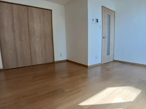 のマンスリーマンション・ウィークリーマンション「ラフィネ 204・洋室(No.1174088)」メイン画像