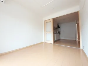 のマンスリーマンション・ウィークリーマンション「フェリア香呂Ｂ 102・洋室(No.1174302)」メイン画像